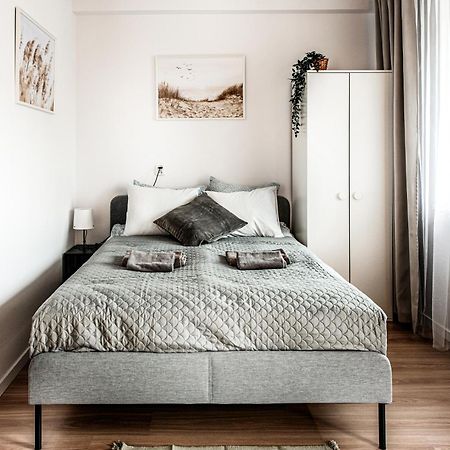 Fully-Furnished Apartment With Air Conditioning For Families, Cracow Old Town Krasków Exterior foto