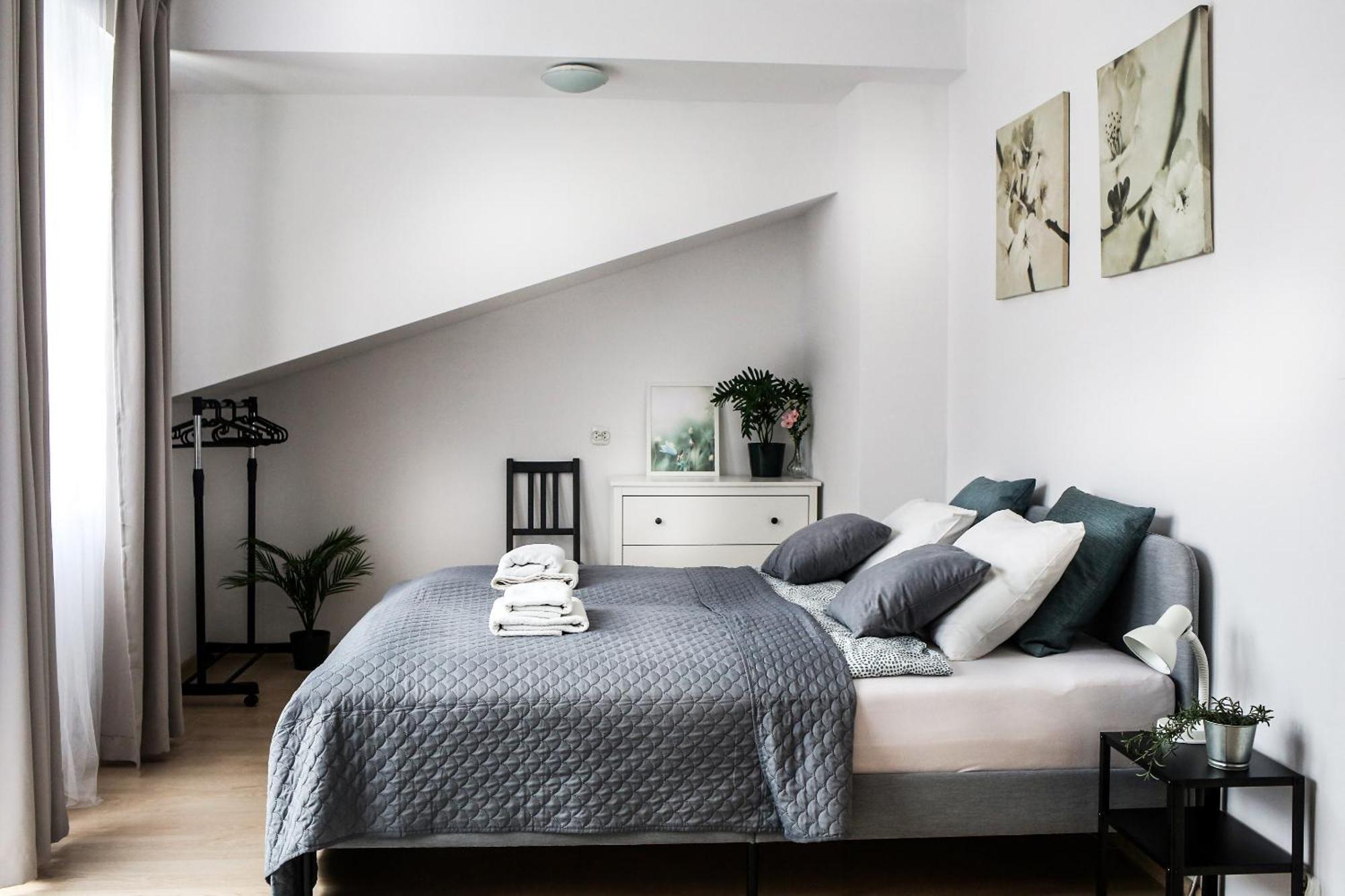 Fully-Furnished Apartment With Air Conditioning For Families, Cracow Old Town Krasków Exterior foto