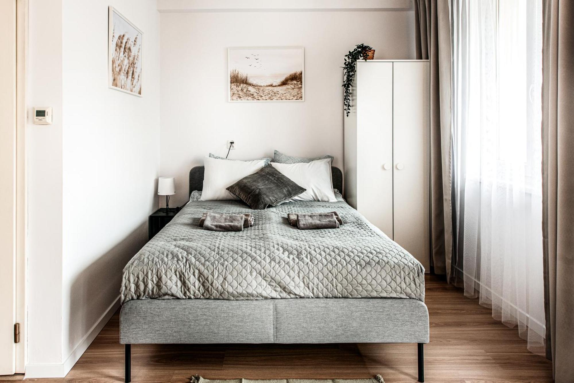 Fully-Furnished Apartment With Air Conditioning For Families, Cracow Old Town Krasków Exterior foto
