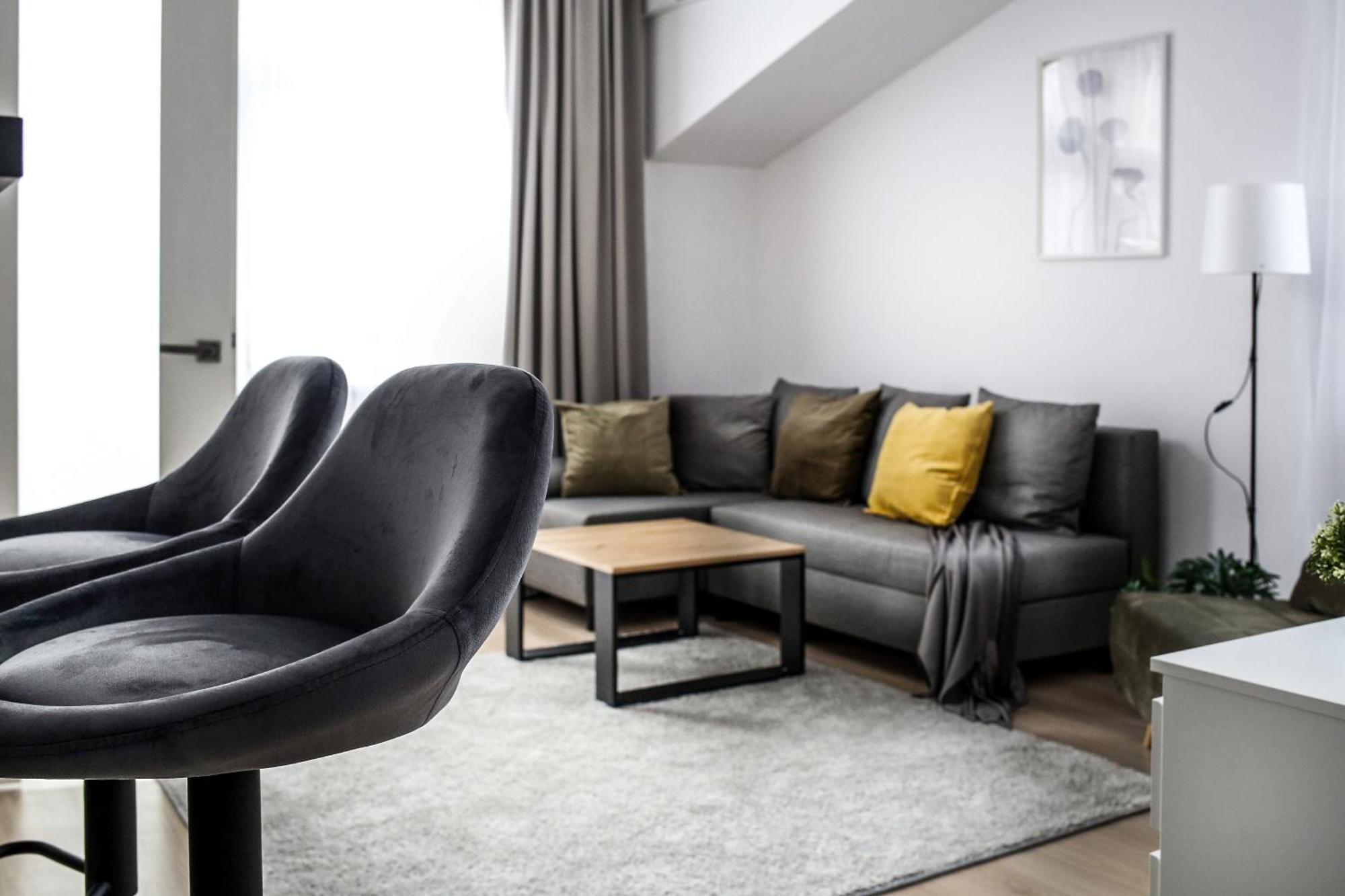 Fully-Furnished Apartment With Air Conditioning For Families, Cracow Old Town Krasków Exterior foto