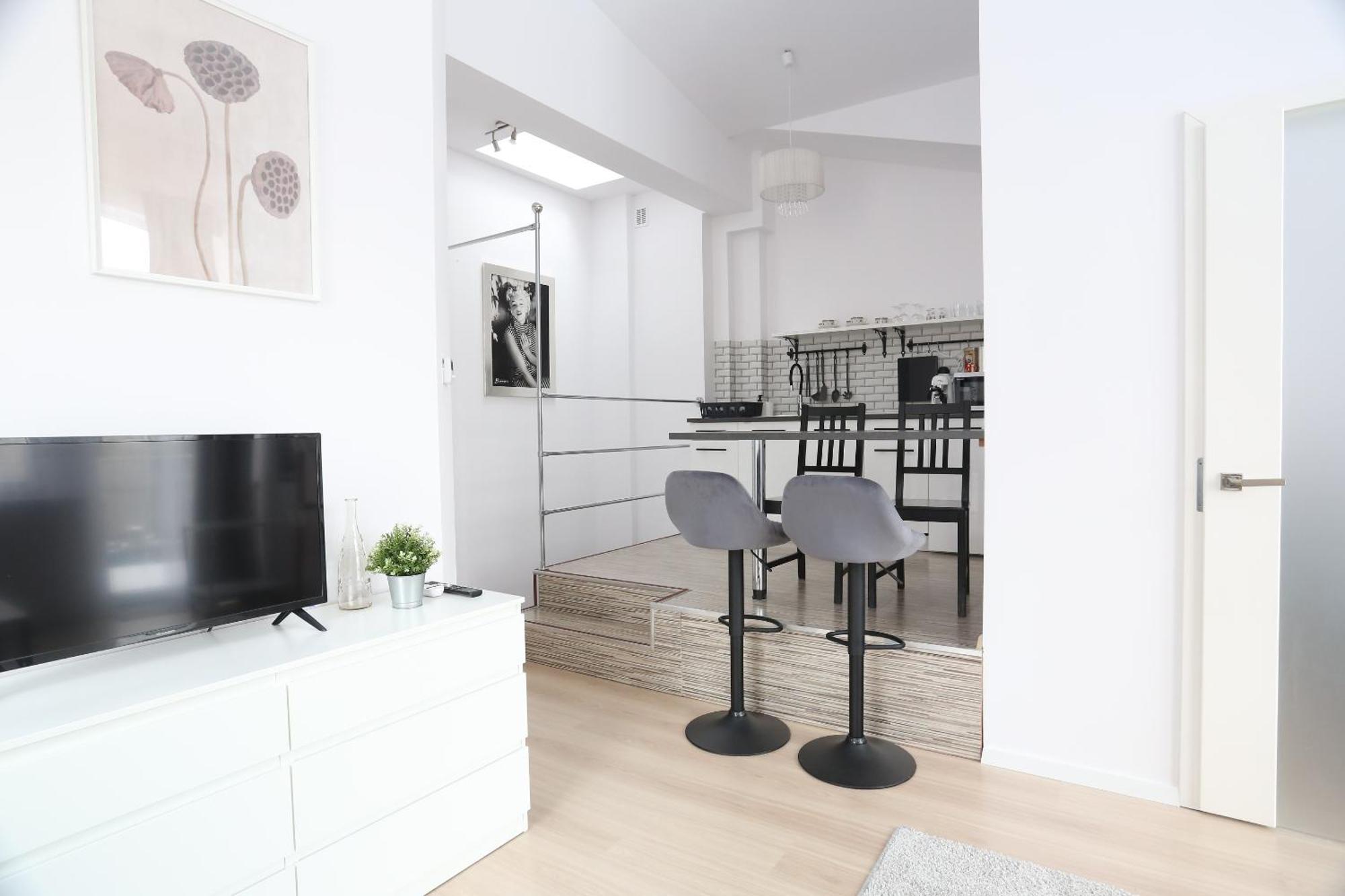 Fully-Furnished Apartment With Air Conditioning For Families, Cracow Old Town Krasków Exterior foto