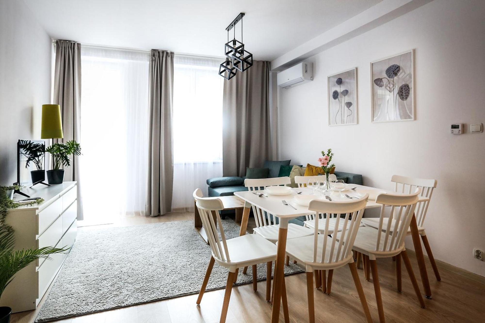 Fully-Furnished Apartment With Air Conditioning For Families, Cracow Old Town Krasków Exterior foto