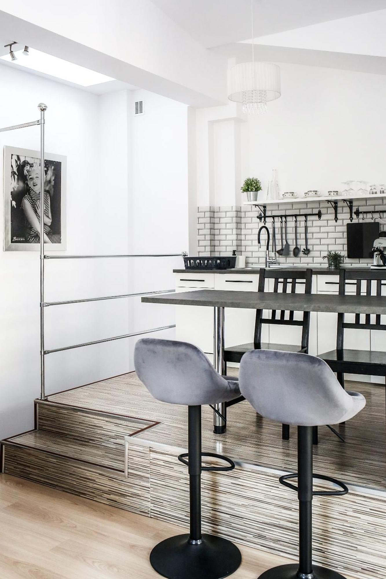 Fully-Furnished Apartment With Air Conditioning For Families, Cracow Old Town Krasków Exterior foto